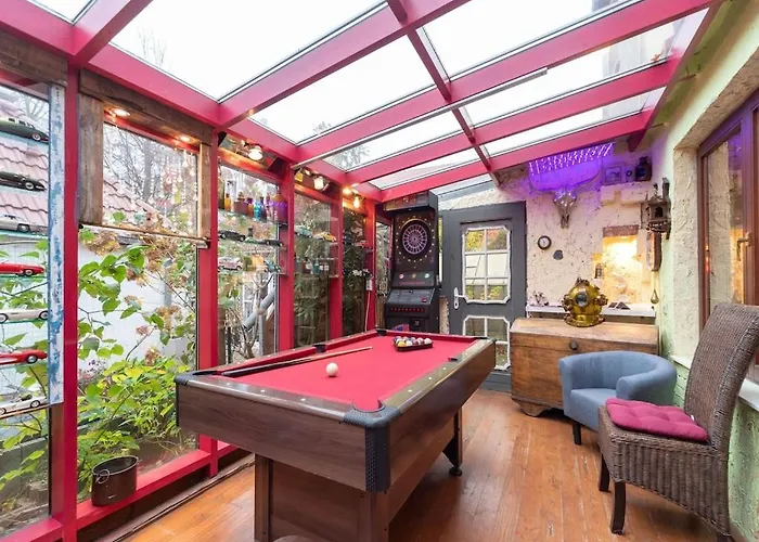 Mit Wintergarten In *